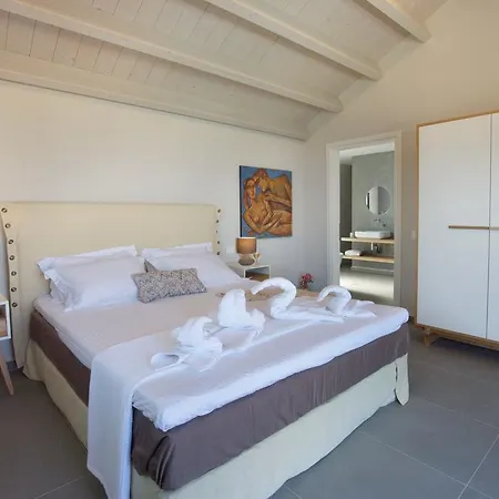 Mirror Villas
