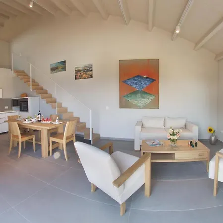 Villa Mirror Villas