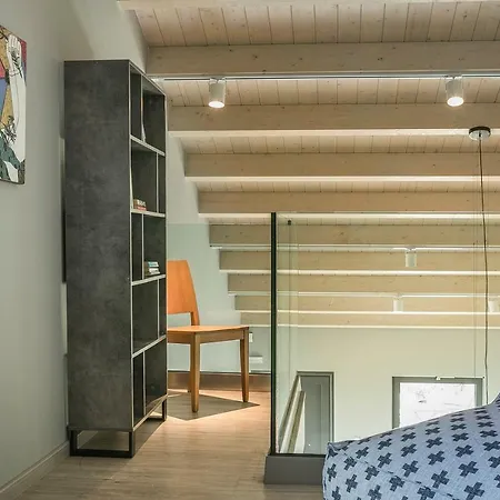 Mirror Villas