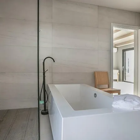 Mirror Villas Villa *